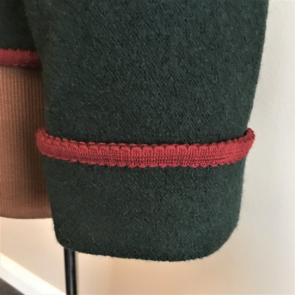 BCBG Deep Green Jacket with Red Trim | VINTAGE - Picture 6 of 12